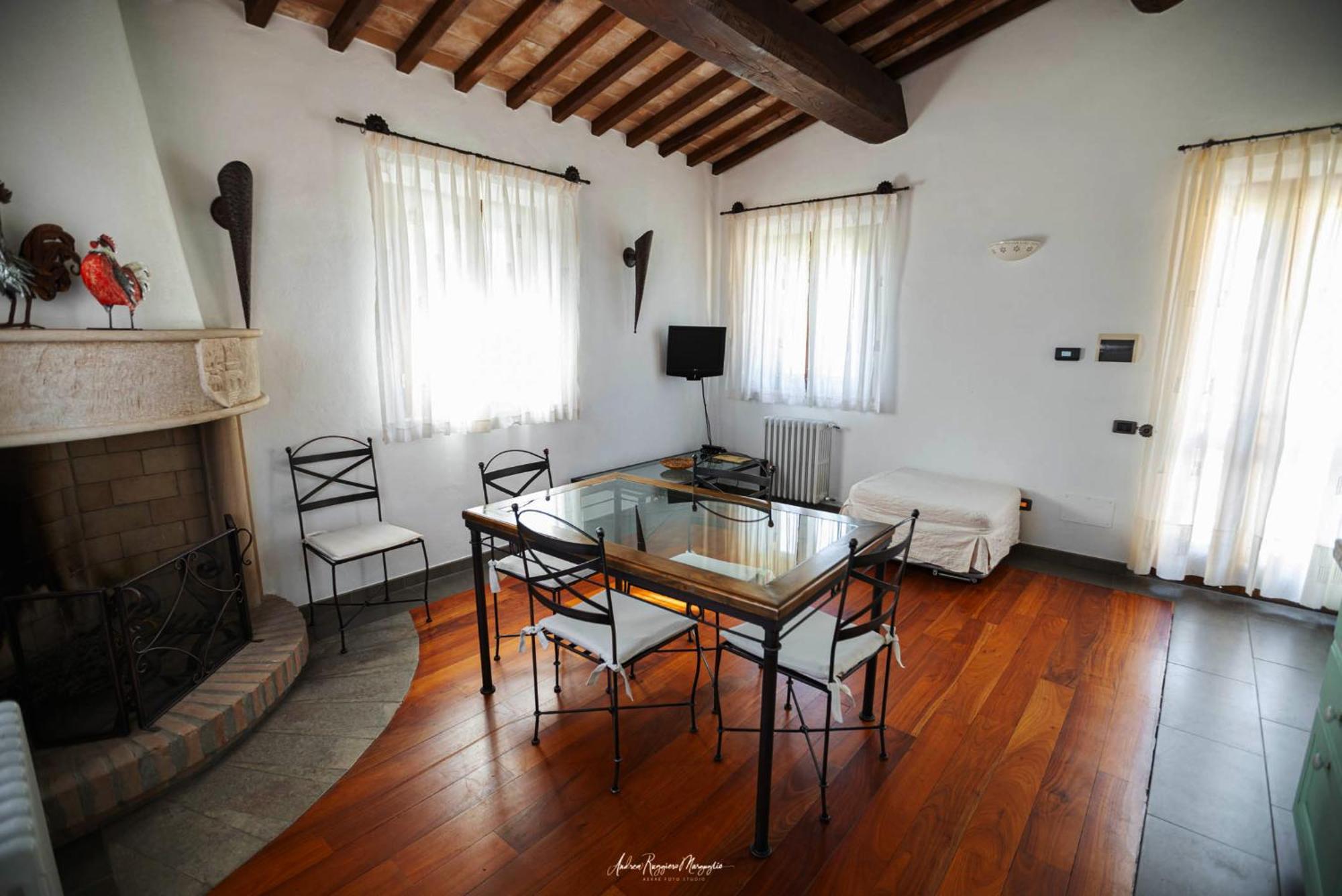 Agriturismo Aia Leccioni Micciano Exterior photo